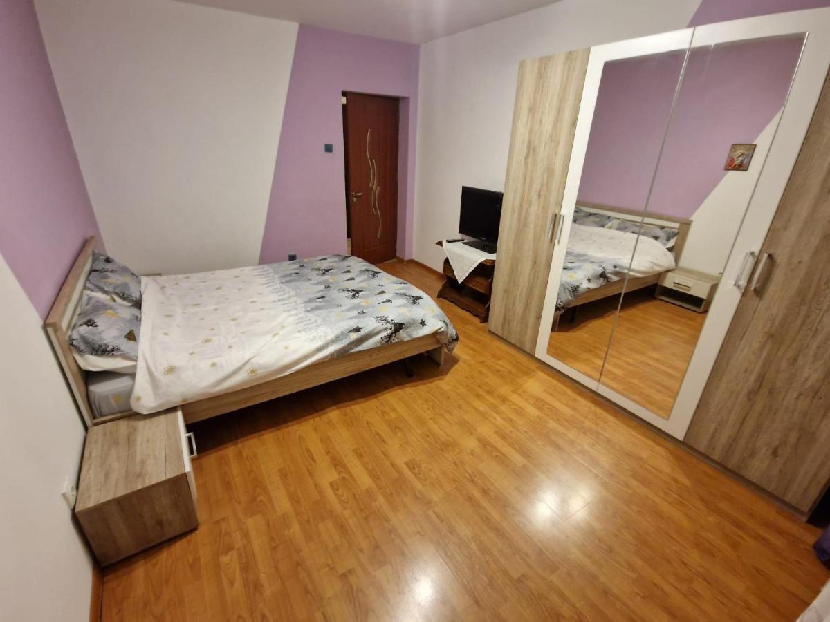 Apartament Victoria Apartment Târgu Jiu Exterior foto